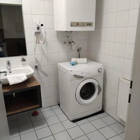 Apartman Wilten 4 *